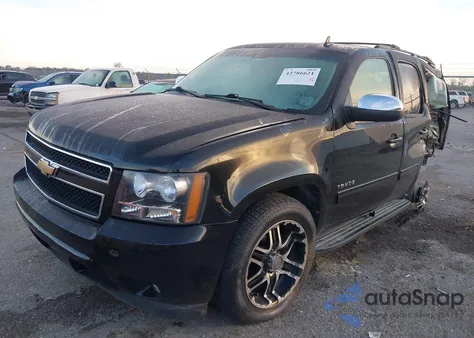 2011 Chevrolet Tahoe Lt из США, поврежденный, VIN 1GNSCBE03BR210294